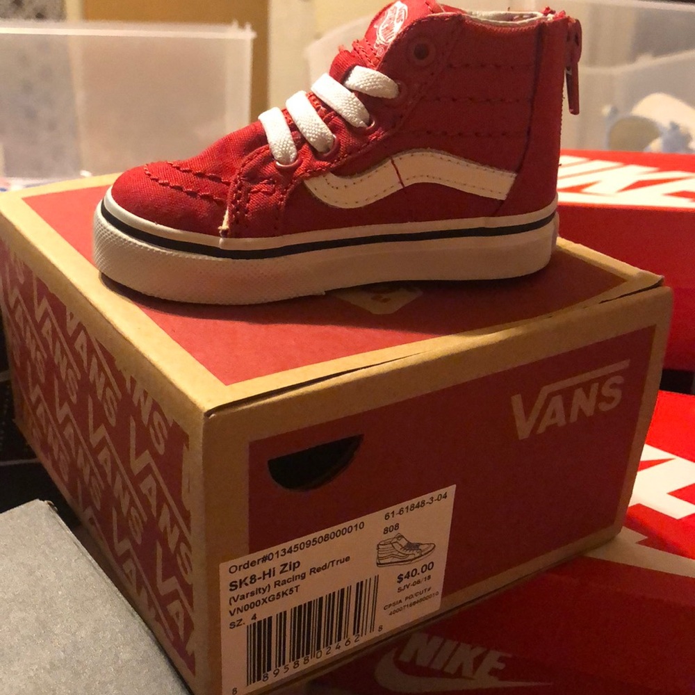 Infants size 4c hight top Vans
